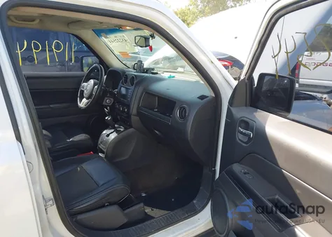 2014 Jeep Patriot Latitude из США, поврежденный, VIN 1C4NJPFB1ED587989